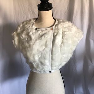 Faux Fur Crop Vest!